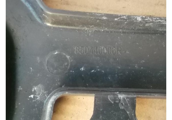 Кронштейн заднього бампера правий Renault Megane III, хетчбек, 850440006R *
